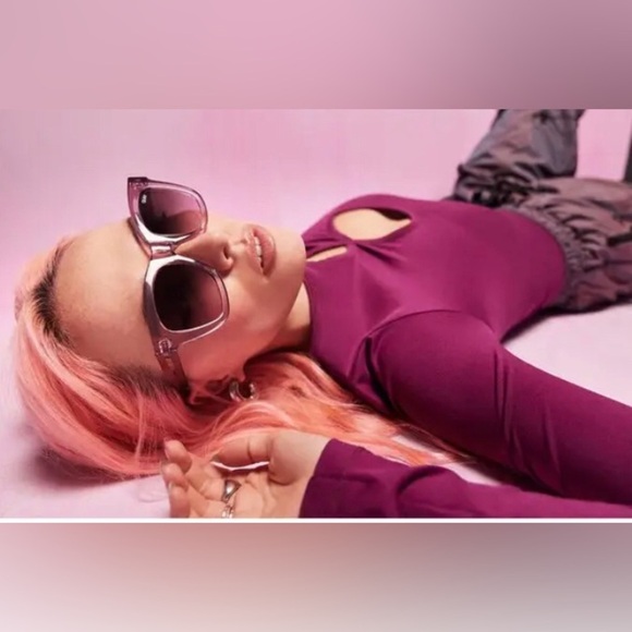 Quay after hours BERRY/ BROWN‎ PINK sunglasses new with canvas pouch - Picture 2 of 12